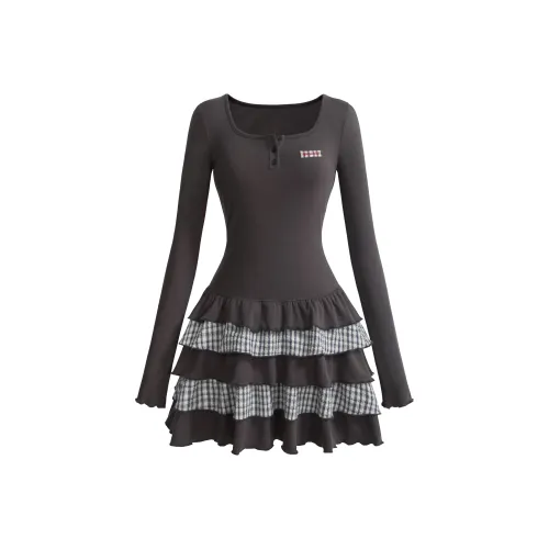 UNIFREE Длинное платье с длинными рукавами женское