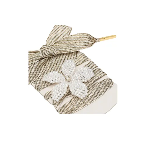 Golden Goose SKINS Кроссовки Аксессуары Экрю Унисекс