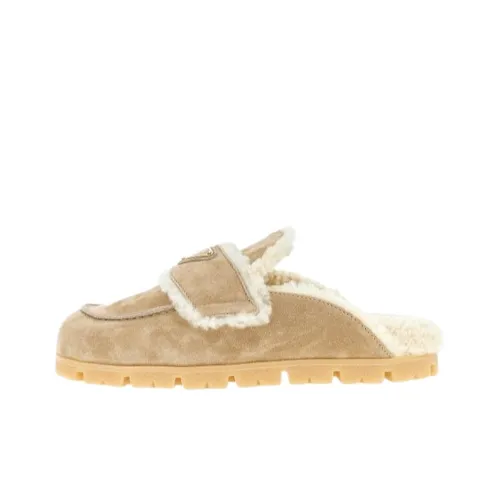 PRADA Домашние тапочки Женские Бежевые