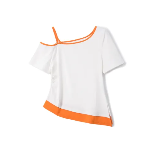 CLUB NEWS Женские T-рубашки