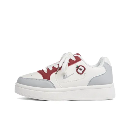 Warrior Аbrasion Resistant Shock Absorbers Низкие Кроссовки для скейтбординга Женские Белые Красные