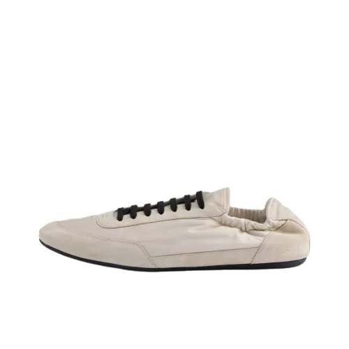 PRADA Collapse Повседневная обувь Женская Цвет Слоновая кость