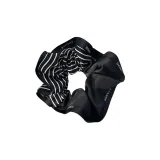 Черные полосы, буква, резинка для волос