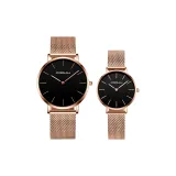 Черные золотые часы, подходящие друг к другу