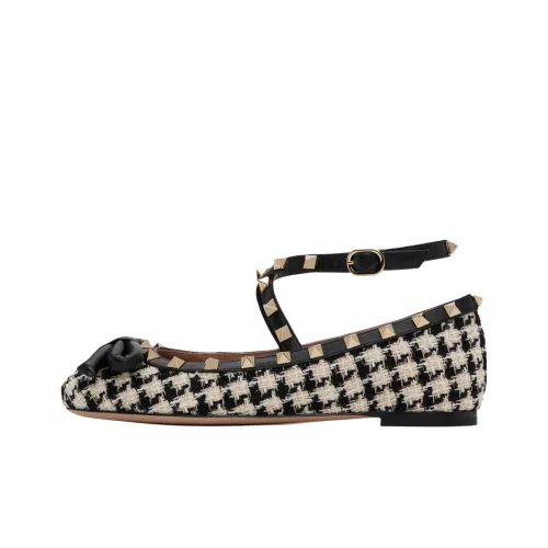 Valentino Garavani Rockstud Повседневная обувь Женская Черный Белый