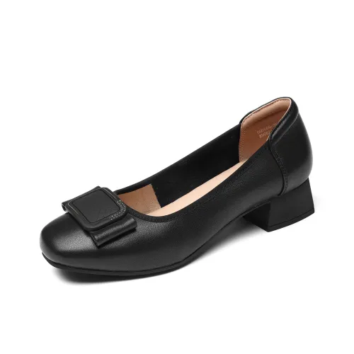 Cigna Высокие каблуки Женские