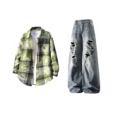 Зеленая рубашка в клетку с длинными рукавами + синие штаны