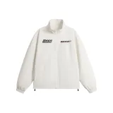 Молочно-белый