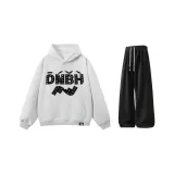 Белый серый топ + черные клетчатые штаны