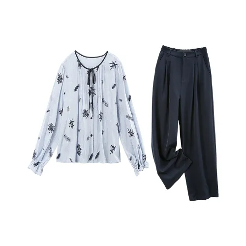 A paradise for awakening Повседневный костюм женский