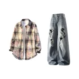 Фиолетовая рубашка в клетку с длинными рукавами + синие штаны