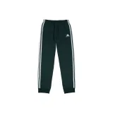 Тёмно-зелёный