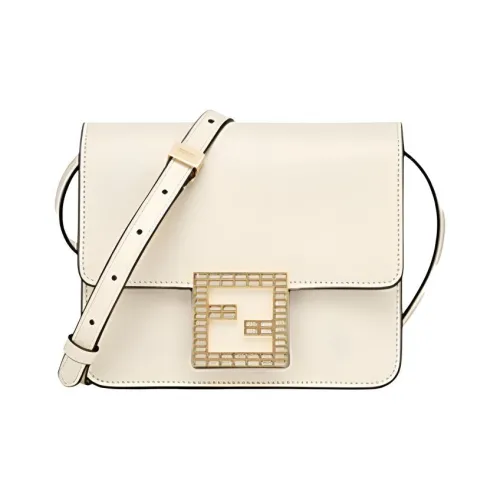 FENDI Сумки через плечо Женские