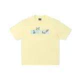 Светло-желтый