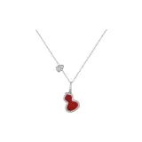 Красная верхняя ткань, стиль позиционирования