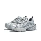 Серебристо-серый