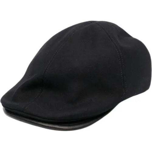 AMANI Lambskin Berets Men's Black