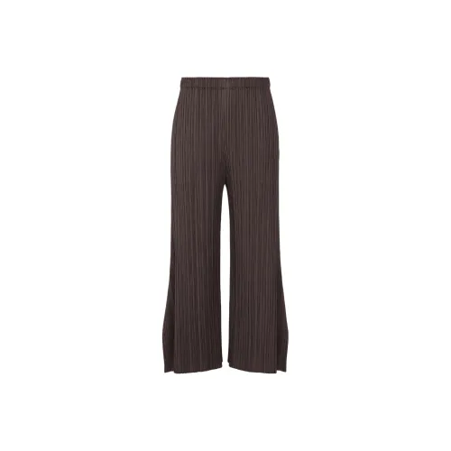 PLEATS PLEASE ISSEY MIYAKE Повседневные брюки Женские