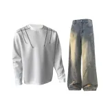 Белый топ + желтые грязные джинсы