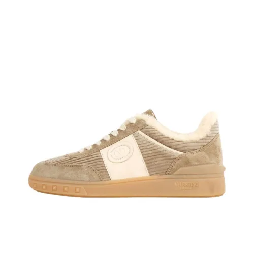 Valentino Garavani Низкие кроссовки для скейтбординга женские коричневые