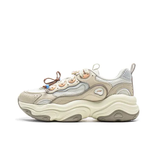 LiNing Мед Амортизация Противоскользящий Устойчивый к износу Поддержка Низкий Топ Толстая подошва Кроссовки Женские Сливочный Дюнный Хаки