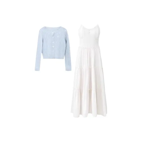 SKYA Светло-синий женский комплект с юбкой
