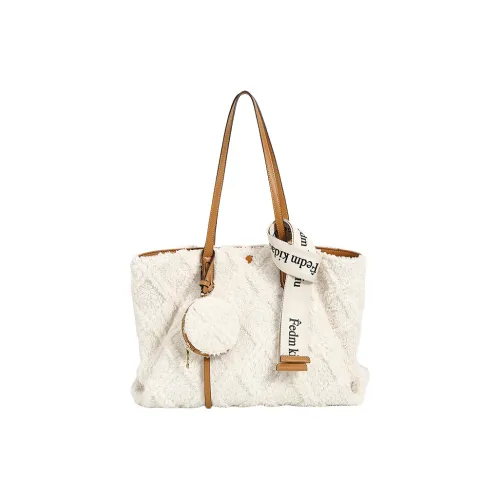 PESASRIE Фальшивая плюшевая сумка на плечо стандартная женская экрю