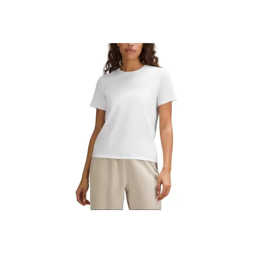 lululemon Team Canada T-Shirt Женская