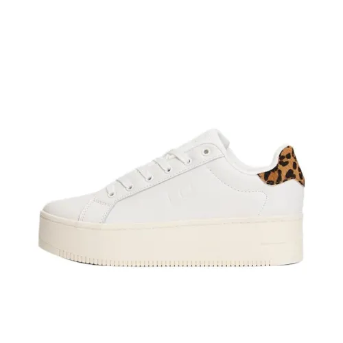 Tommy Hilfiger TRAINERS Низкие Кроссовки для скейтбординга Женские Белые