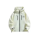 Светло-жёлтый