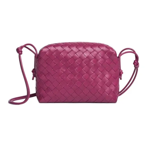 Bottega Veneta Кожа Сумка Сумка через плечо Мини Женская Вермильон