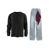 Черный топ + синие джинсы [съемный квадратный шарф]