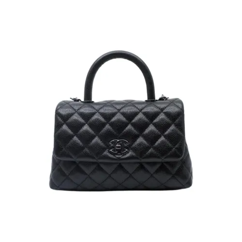 CHANEL COCO HandleSo Черная Личи Коровья Кожа Плечевая Сумка Маленькая Женская Черная с Черной Застежкой