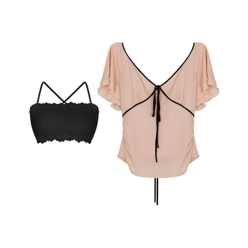 Женские повседневные костюмы