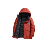 Анкора красного цвета