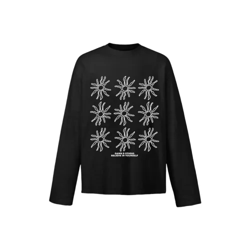 BLACK AT Унисекс T-рубашки