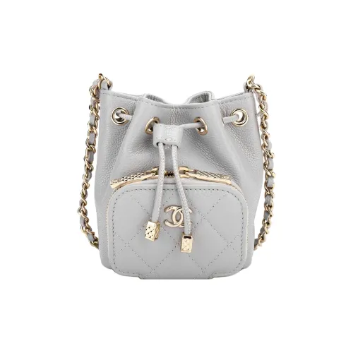 CHANEL 22BFW С рельефом Тисненый Коровья кожа Сумка-ведро Сумка через плечо Экстра мини Женская Серый