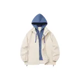 Абрикос с синим капюшоном