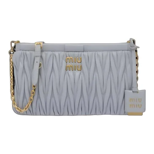 MIU MIU Matelassé Кожа Сумка через плечо Женская Цвет облачного синего