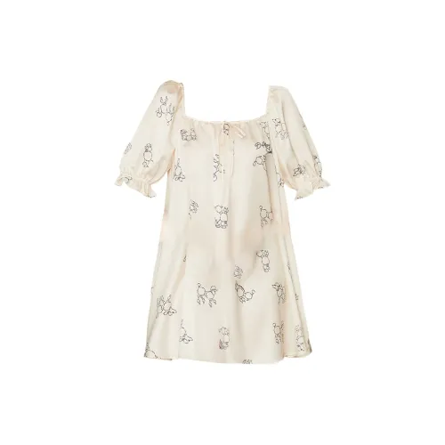 DPLAY SWEET Белая основа с принтом Пудель Женские ночные сорочки