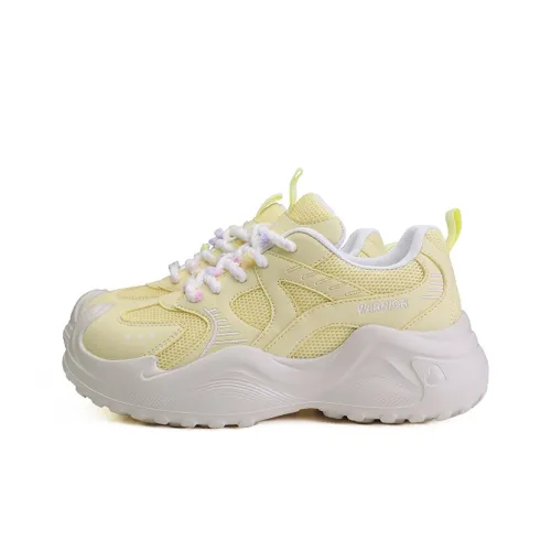 Warrior Амортизация противоскользящий устойчивый к истиранию низкий топ кроссовки с подошвой женские светло-желтый