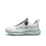 Белый, серый, зеленый