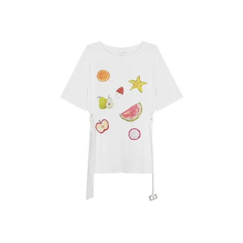 Женские футболки T