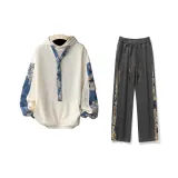 Бежевый абрикосовый свитшот + темно-серые повседневные штаны