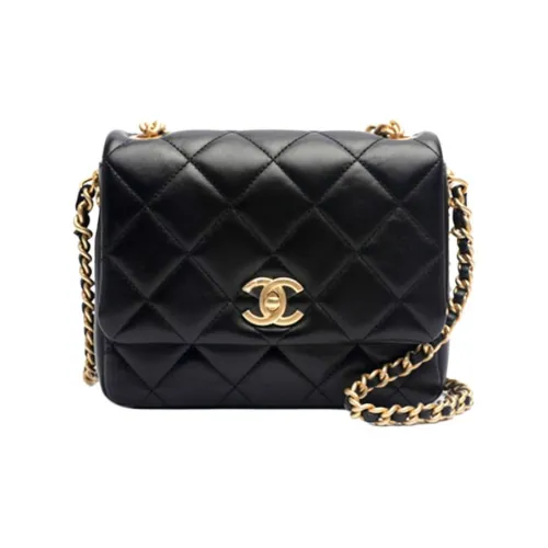 CHANEL Lambskin Flap Bag Coin Purse Crossbody Bag Women's Black