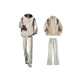 Абрикосовая куртка + грязно-желтые джинсы