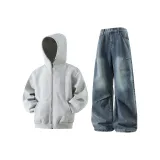 Свитшот из фотинии серого цвета + винтажные синие джинсы