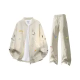 Бежевое пальто + светлые хаки цветочные штаны