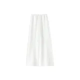 Белый, маленький