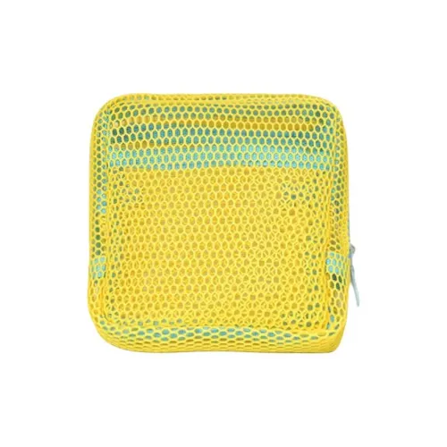 CLOLV KISS Макияж и Дорожные косметички Унисекс